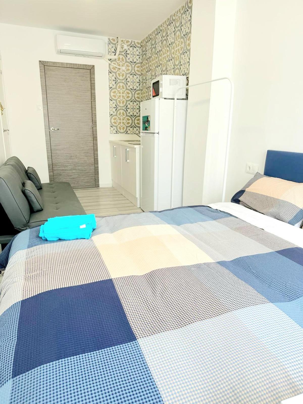 Apartamentos Aeropuerto Valencia Manises Buitenkant foto